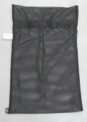 576_Mesh_Laundry_Bag_new_name_tag_reduced.jpg